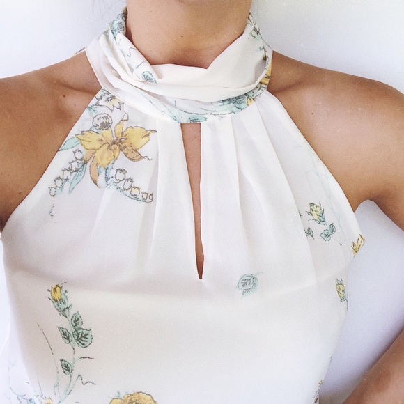 Forever 21 Tops - Forever 21 Floral Print Tank